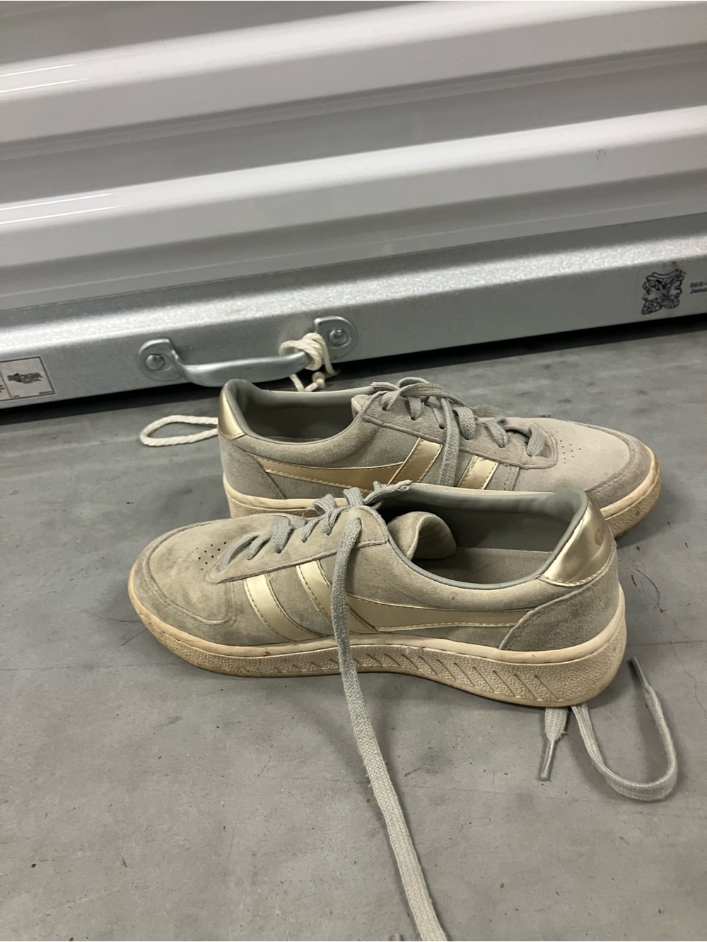 Gola size 8 Grandslam Sneakers - Picture 7 of 8